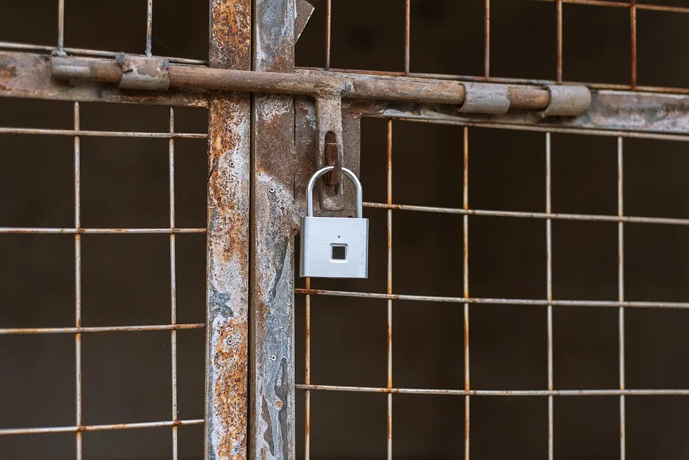 KERUI Smart Fingerprint Padlock 🔒 Waterproof Keyless Lock with Type-C Rechargeable Battery