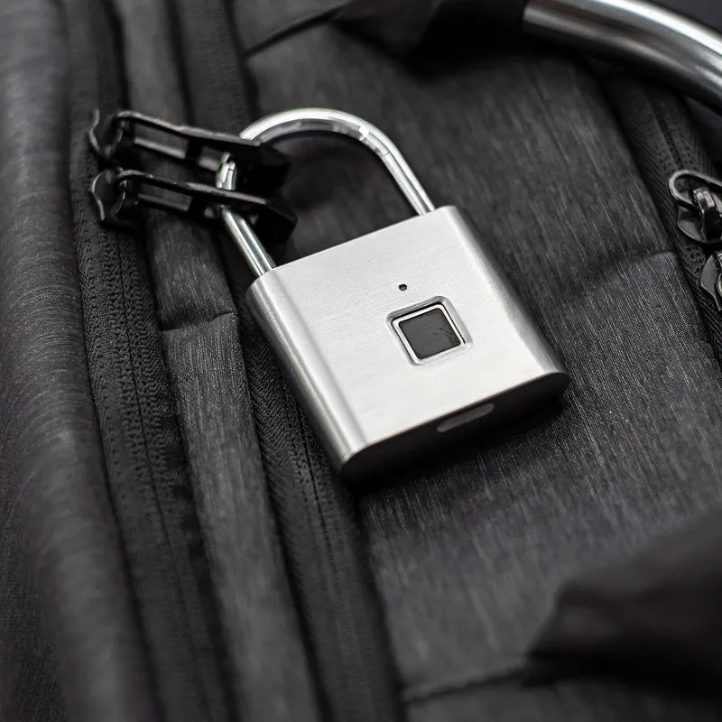 KERUI Smart Fingerprint Padlock 🔒 Waterproof Keyless Lock with Type-C Rechargeable Battery